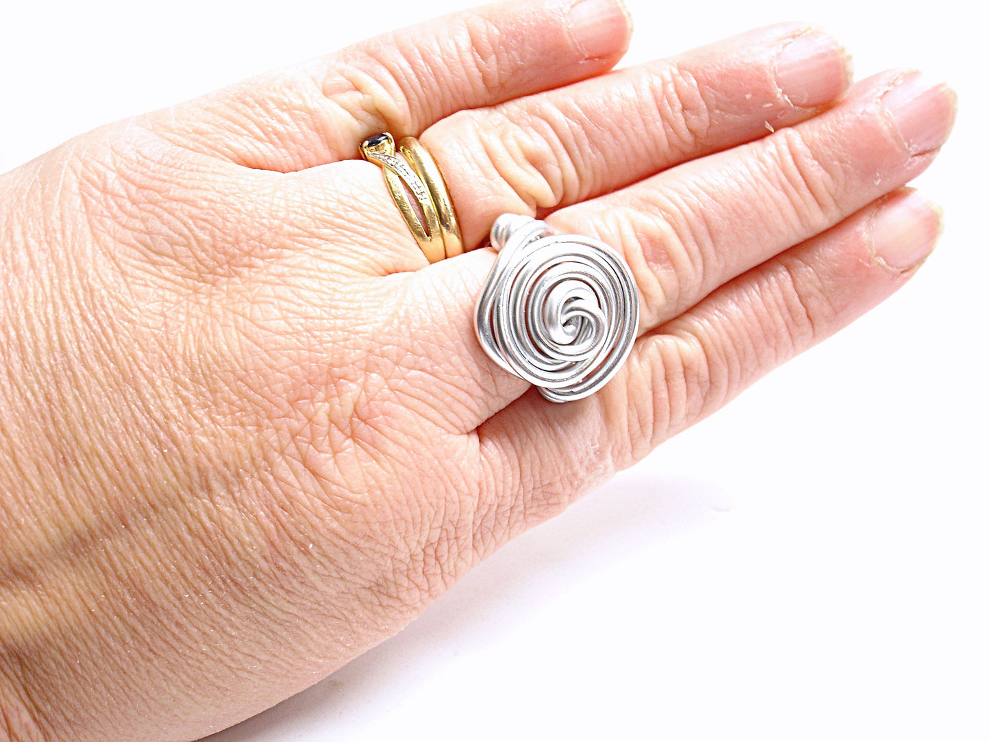 Made to order. Aluminium chunky ring for women. Wire wrapped statement ring. Aluminum contemporary jewelry. Spiral ring