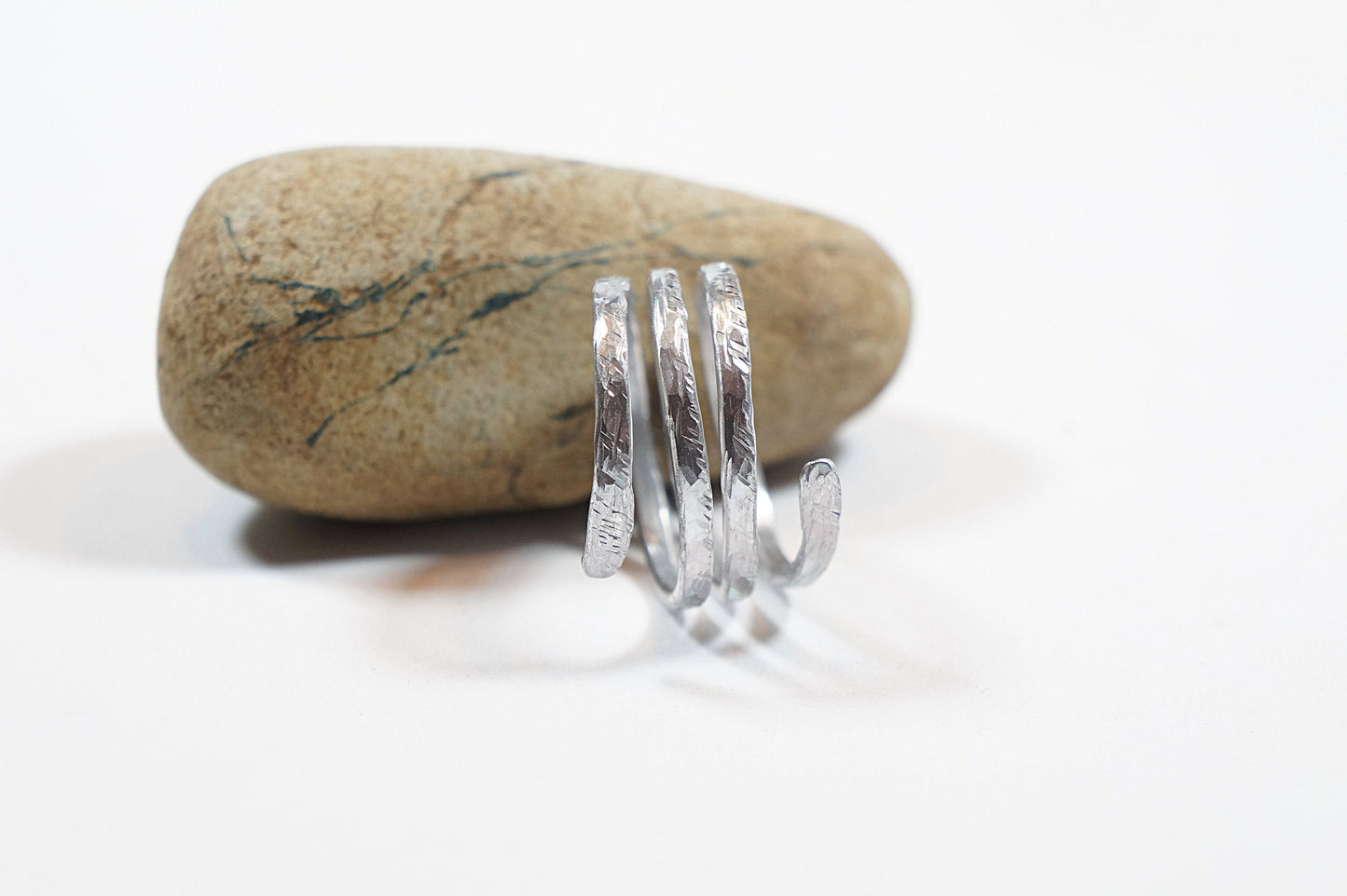 Statement aluminum thumb rings for women. Contemporary aluminium jewelry. Gift for her