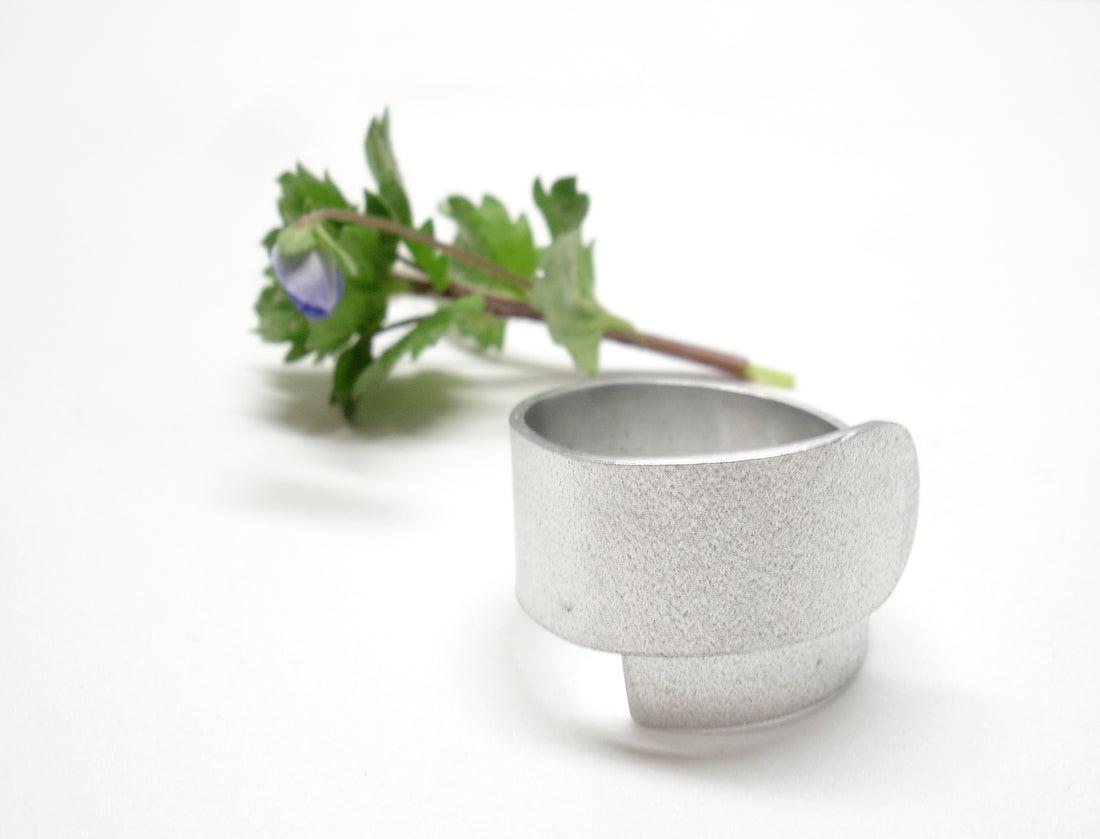 RamixBijoux Aluminum Jewelry: Unique, Lightweight, and Affordable