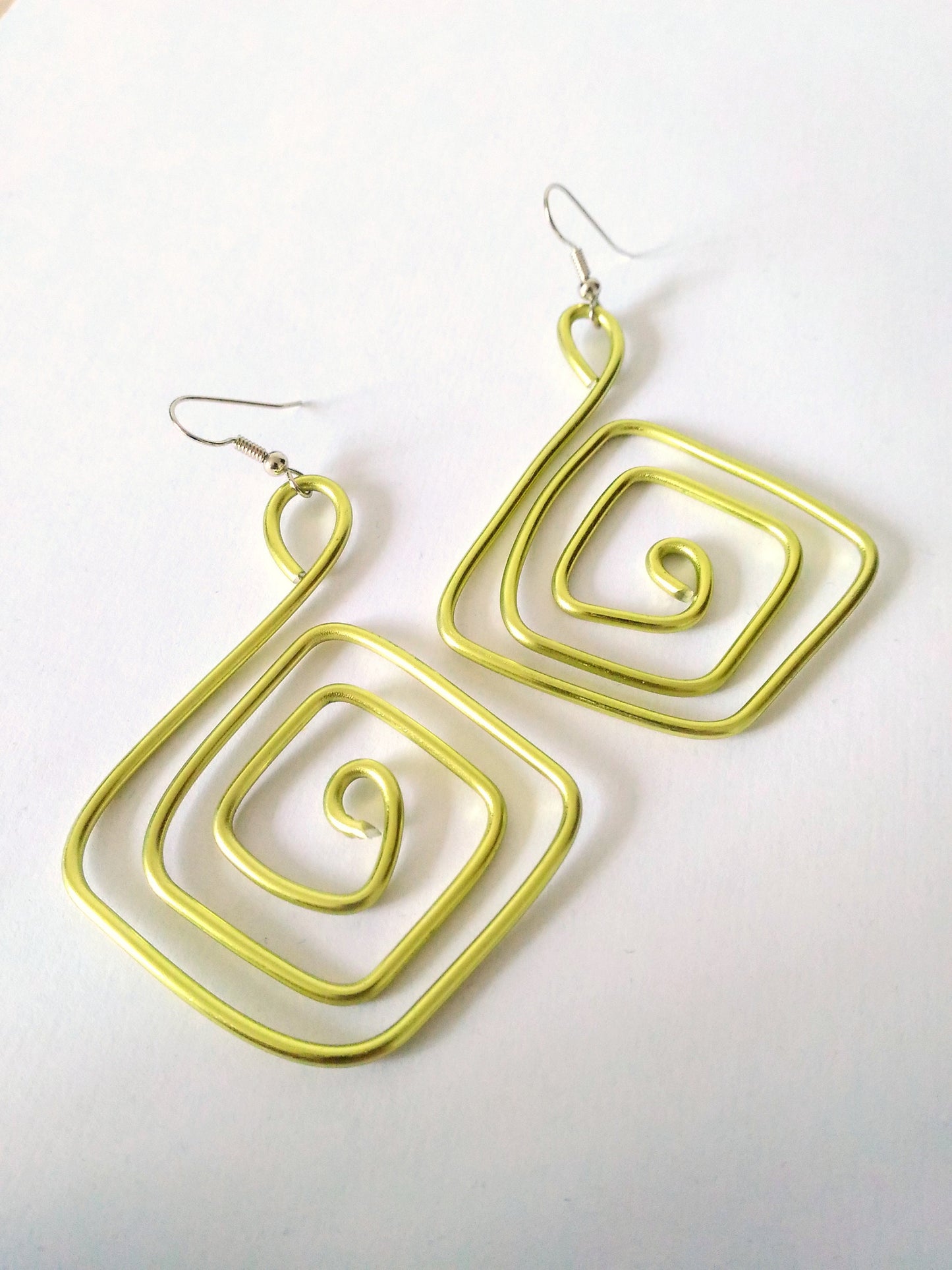 Aluminium square spiral earrings. Contemporary aluminum jewelry.  Gift for her. Green dangle earrings.