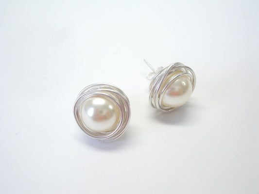 Bridesmaid gift. Stud sterling silver earrings for bridesmades. Crystal jewelry.