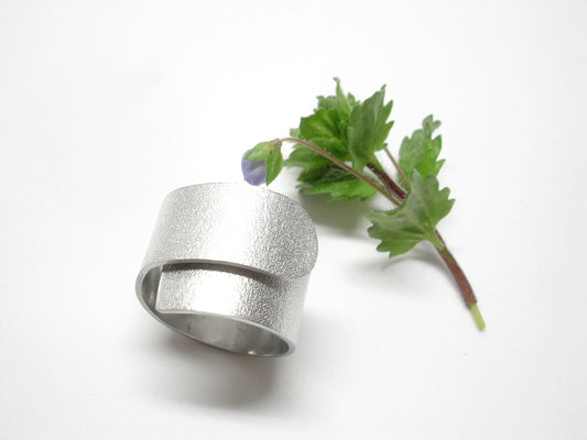 Aluminum ring. Wide band ring Womens statement ring. Aluminium ring. Contemporary jewelry Aluminium jewelry