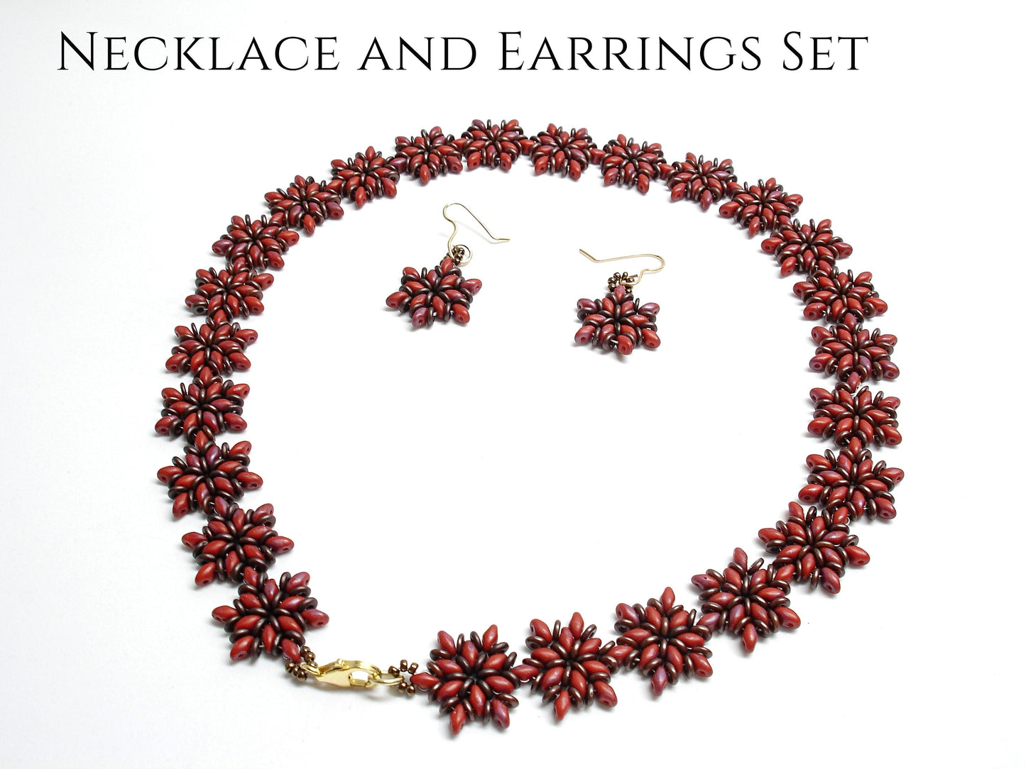 Beaded jewelry set for women. Brown and red superduo bracelet necklace and earrings.