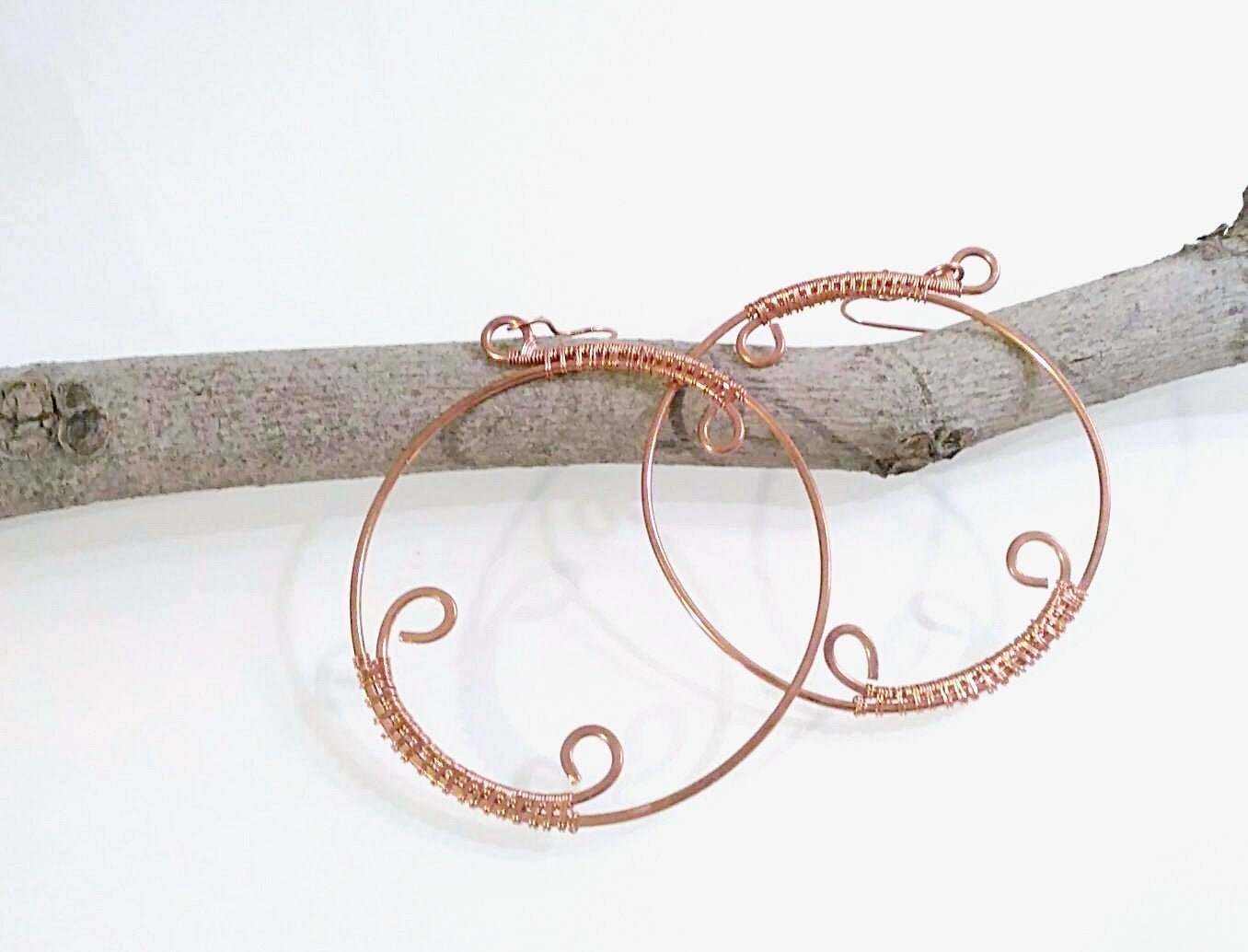Big copper dangle earrings. Round hammered earrings with spiral. Copper jewelry