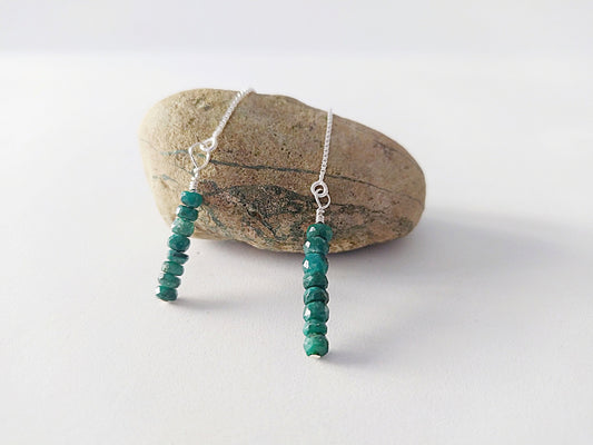 Raw emerald chain threader earrings. Gemstone dangle earrings. Emerald jewelry. Green Thread Earrings. Emerald drop earrings