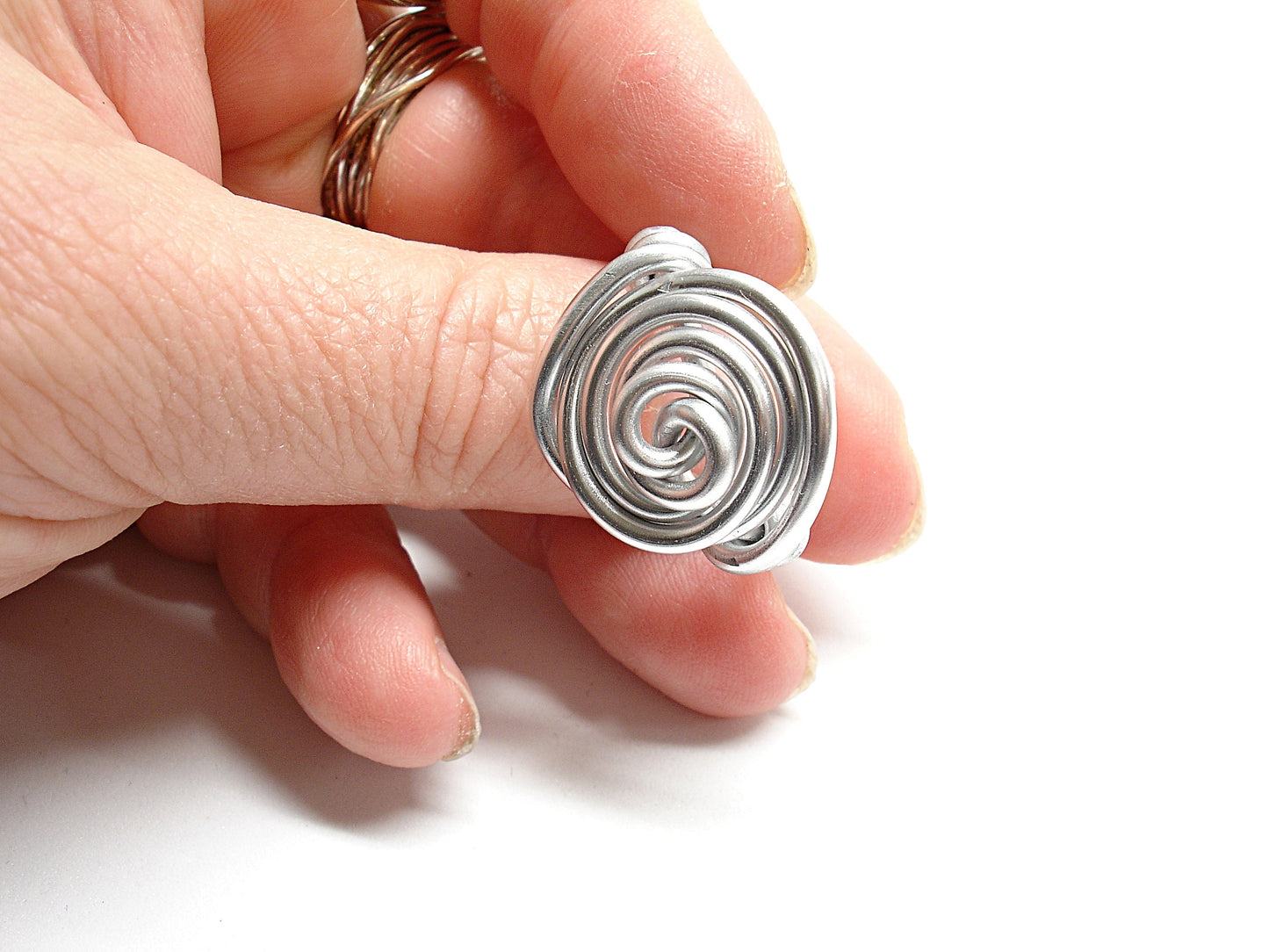 Aluminium chunky ring for women. Wire wrapped statement ring. Aluminum contemporary jewelry. Spiral ring