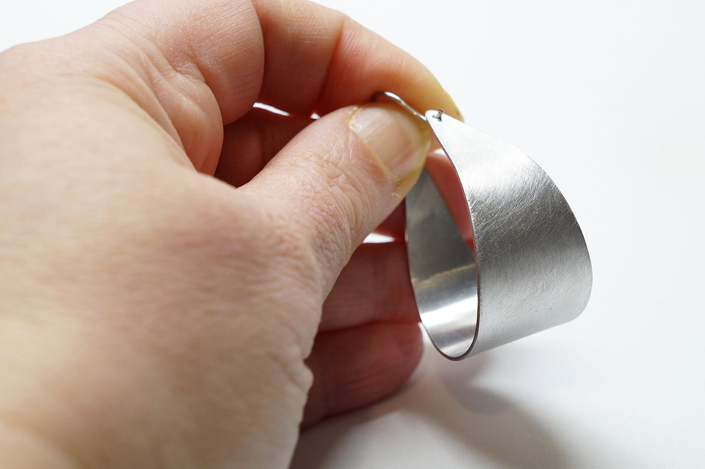 Large hoop aluminium earrings. Wide brushed silver matte earrings. Everyday big silver aluminum earrings. Statement aluminum jewelry