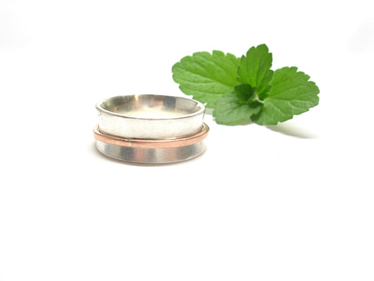 Silver spinner ring for woman. Wide band fidget ring. Thumb rings for women. Worry rolling ring